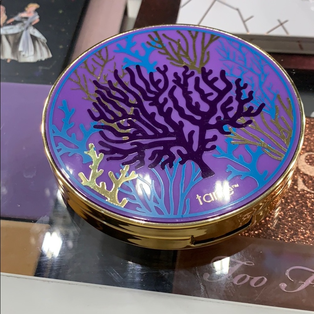 Eyeshadow pallete